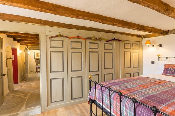 1-Bedroom Hot Tub Cottage in Braemar