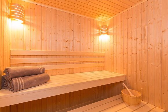 1-Bedroom Hot Tub Cottage in Braemar