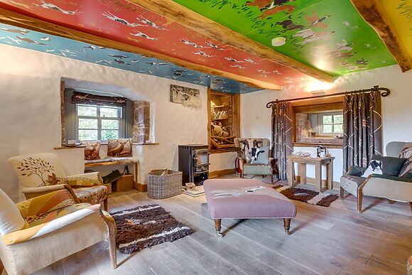 4-Bedroom Hot Tub Cottage in Largs