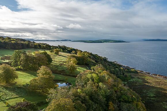 4-Bedroom Hot Tub Cottage in Largs