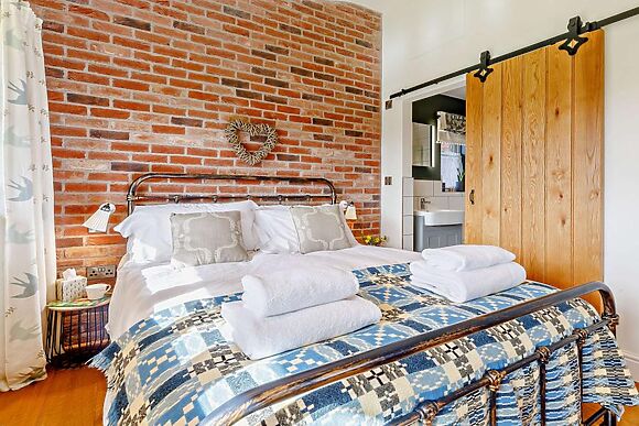 The Bolt Hole Lyneal Mill