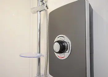 Refresh in the contemporary shower room