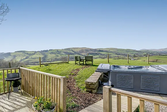 Height Of Winder Shepherds Hut