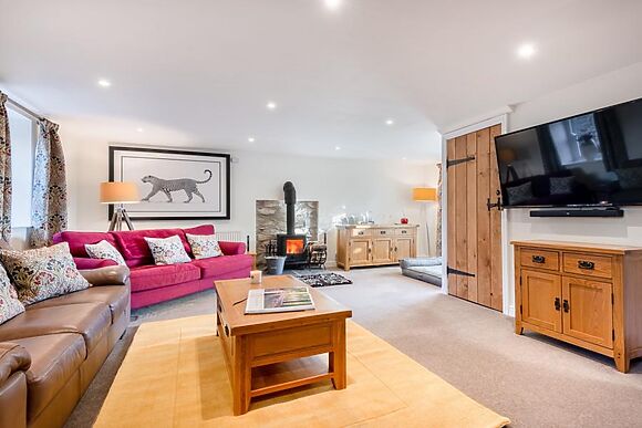 Damson Retreat