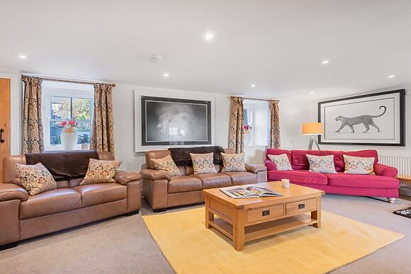 Damson Retreat