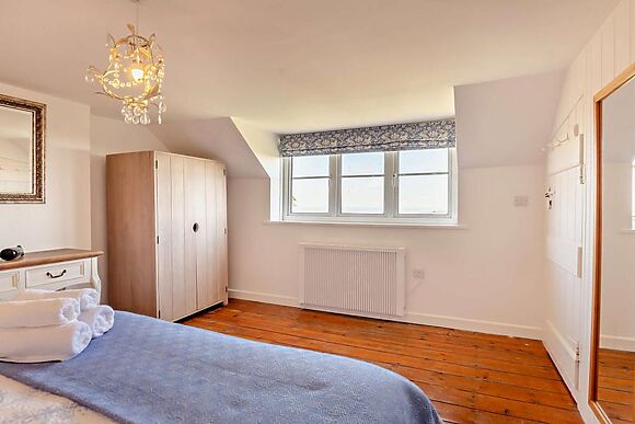 Sea View Acton