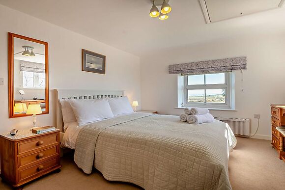 Sea View Acton