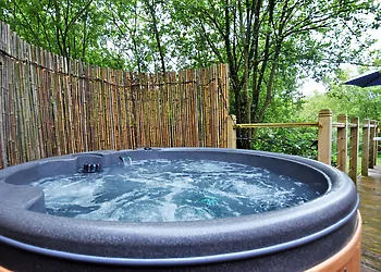 A newly installed private 4 persons hot tut, perfect to relax in