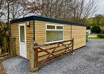 On-site utility room with shower, WC, washing machine and tumble dryer 