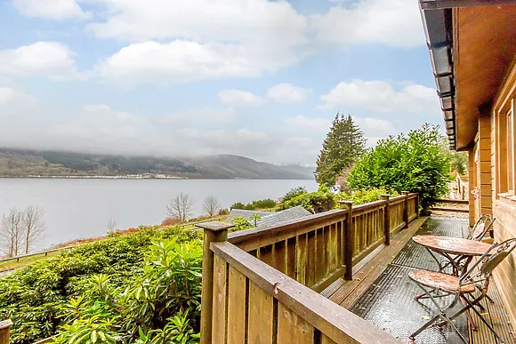 Loch Earn Milestone Cabin