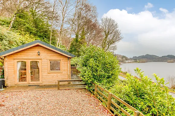 Loch Earn Milestone Cabin