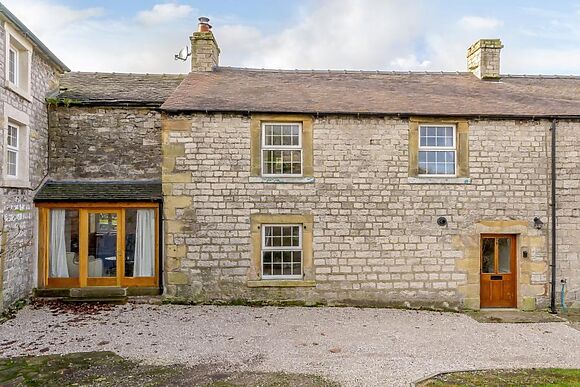 Snake And Diamond Cottage