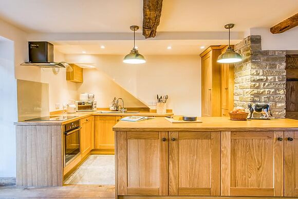 Snake And Diamond Cottage