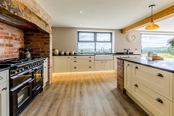 Angelrocks Farmhouse