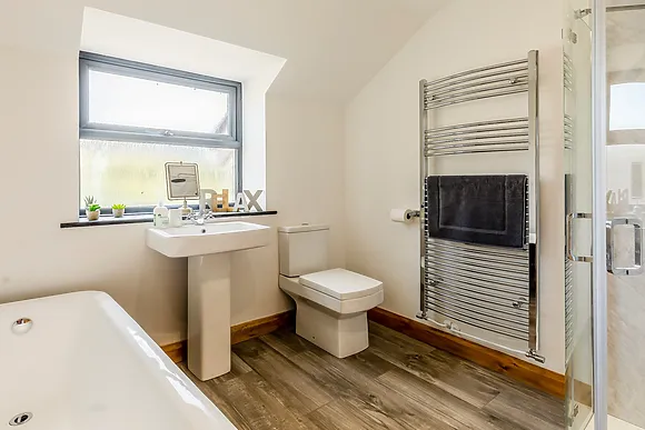 Angelrocks Farmhouse