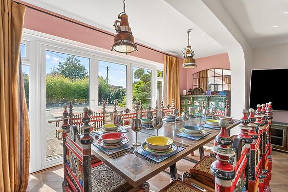 Large Cottage for 10 in Camber - photo 10 of 12