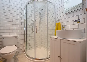 Shower room with WC