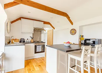 Great cooking and dining space