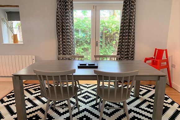 Grooms Cottage At Manor Farm