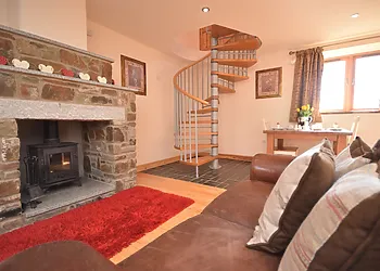 Cosy up by the woodbuner on cooler eveings