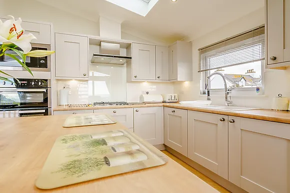 Hillside Longforth Farm Lodge