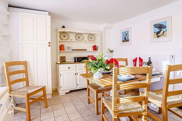 Waterwheel Cottage At Dolgoch Mill