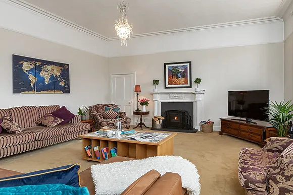 Old Bank House Melrose