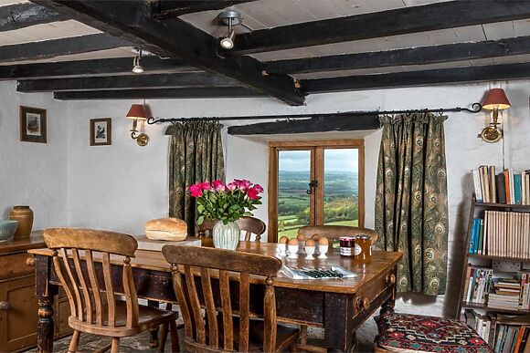 Tomkyns Cottage