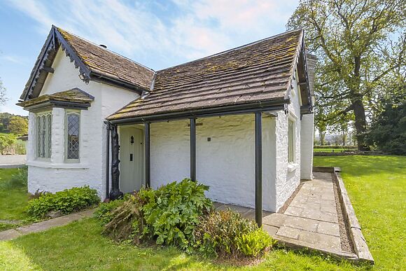 Lower Moor Lodge