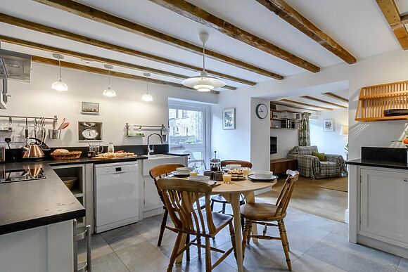 Peakway Farm Cottage