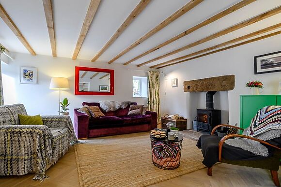 Peakway Farm Cottage