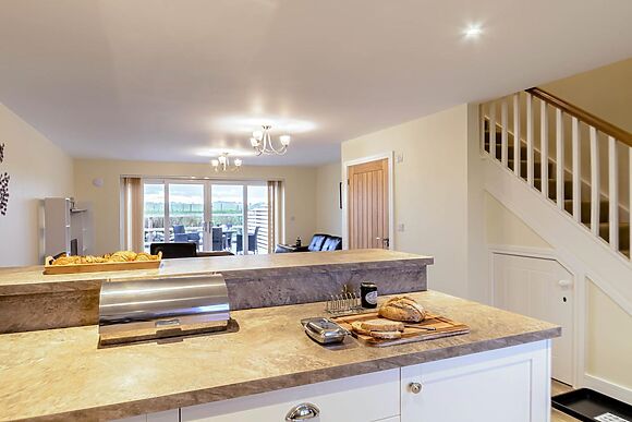 Daisy Lodge 6