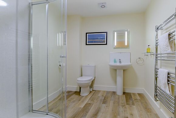 Bluebell Lodge 7