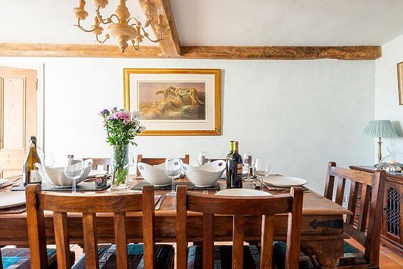 The Farmhouse At Coking Farm Fishery