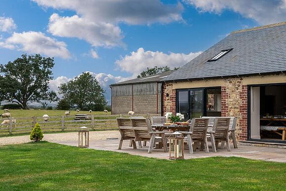 South Barn Newton Le Willows