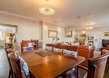 Big sitting room with additional dining area