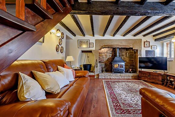 Cross Cottage