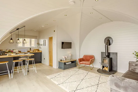 Highland Hot Tub Retreat 1