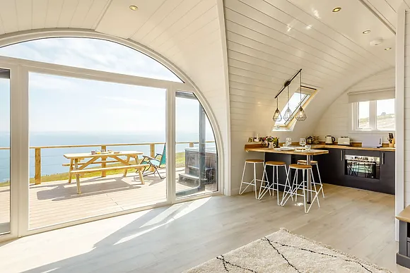 Highland Hot Tub Retreat 1