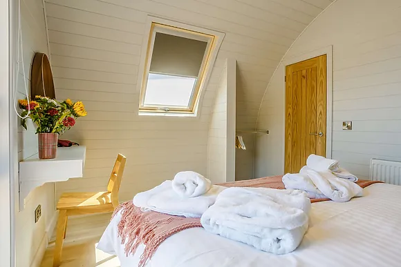 Highland Hot Tub Retreat 1