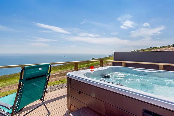 Highland Hot Tub Retreat 1