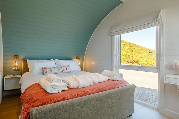 Highland Hot Tub Retreat 2