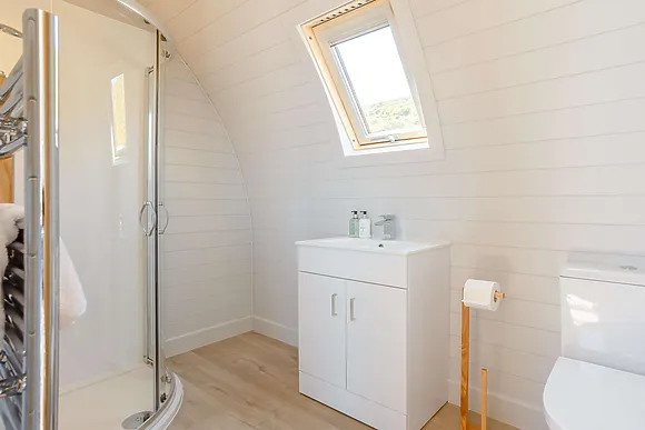 Highland Hot Tub Retreat 2