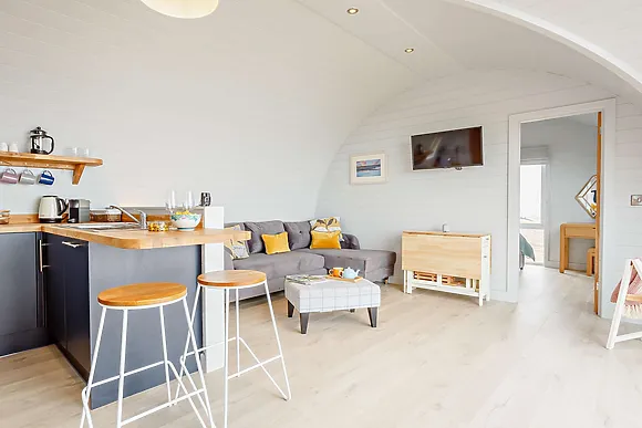 Highland Hot Tub Retreat 3