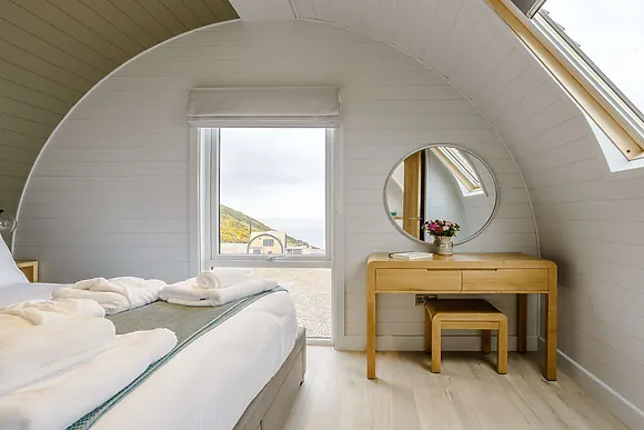 Highland Hot Tub Retreat 4