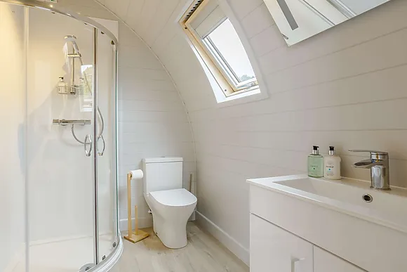 Highland Hot Tub Retreat 4