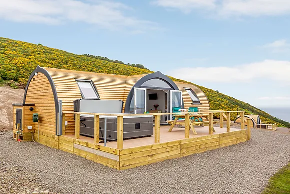 Highland Hot Tub Retreat 4