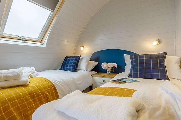 Highland Hot Tub Retreat 4