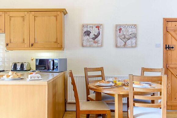 The Old Stable In The Peaks