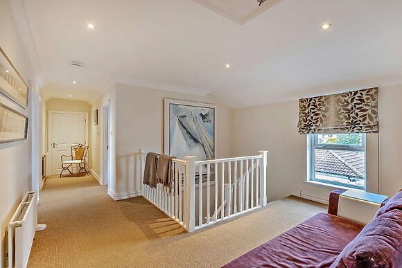 East Chenies